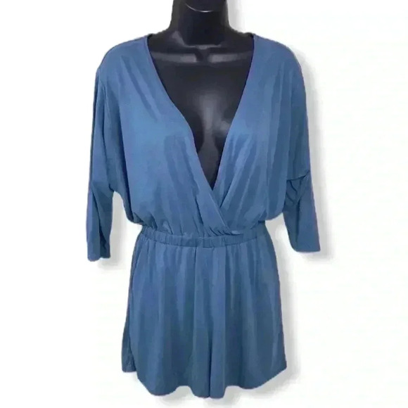 SILENCE + NOISE Wrap Look Front Romper Size S - Picture 2 of 5